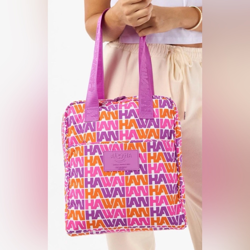 🛑 SOLD!🥳 ALOHA COLLECTION X HAWAIIAN AIRLINES Purple and Pink FLIGHT Bag nwt